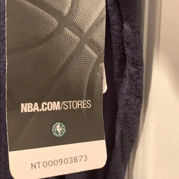 NBA Utah Jazz T-Shirt Size Large NWT - Picture 9 of 11